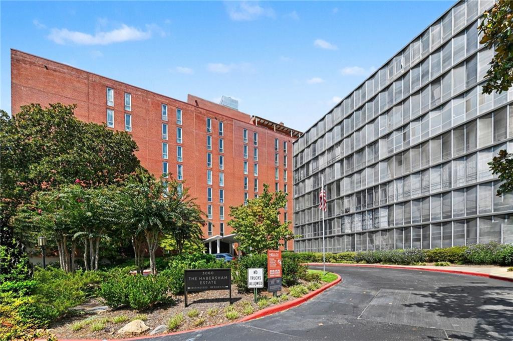 3060 Pharr Court NW Unit 822 — photo