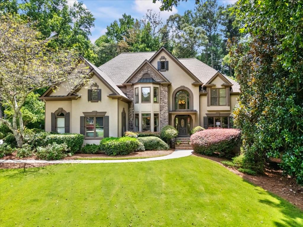 555 Treyburn View — photo