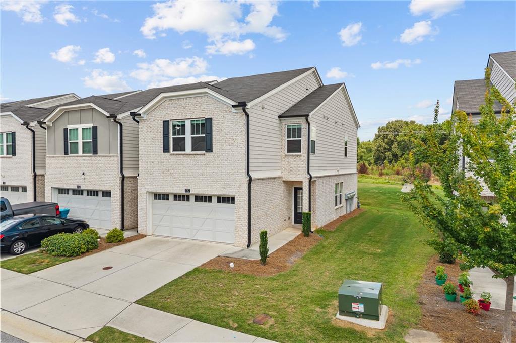 1752 Villageside Court — photo