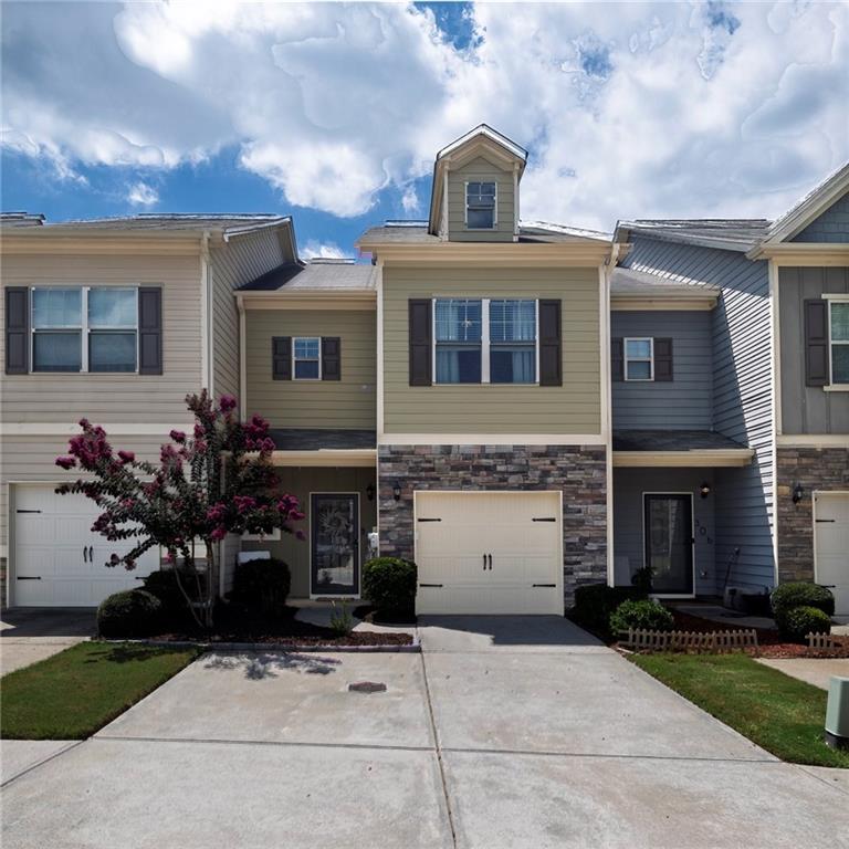 308 Valley Crossing — photo