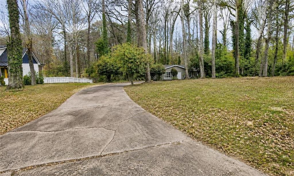 1900 Harts Mill Road — photo