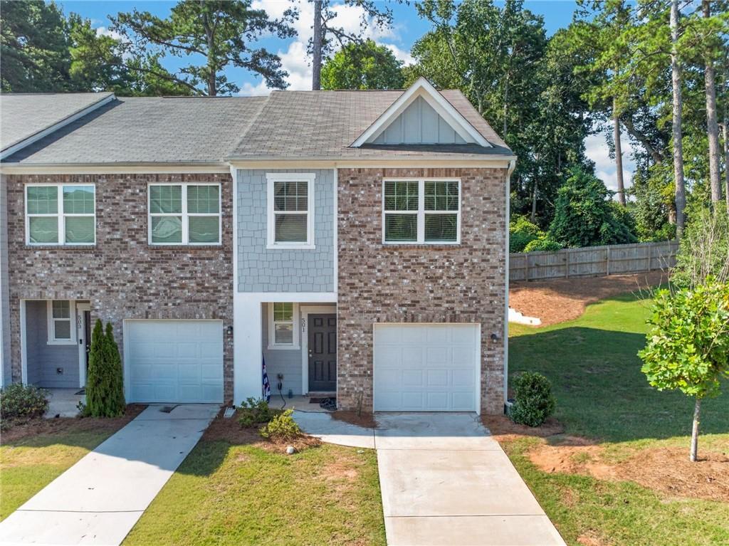 501 Magnolia Circle — photo