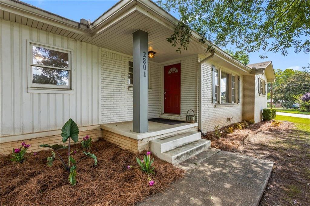 2801 Miriam Lane — photo
