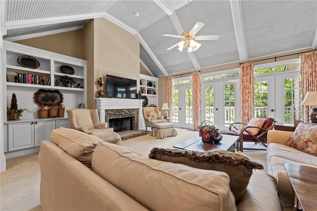 87 Pine Knoll — photo