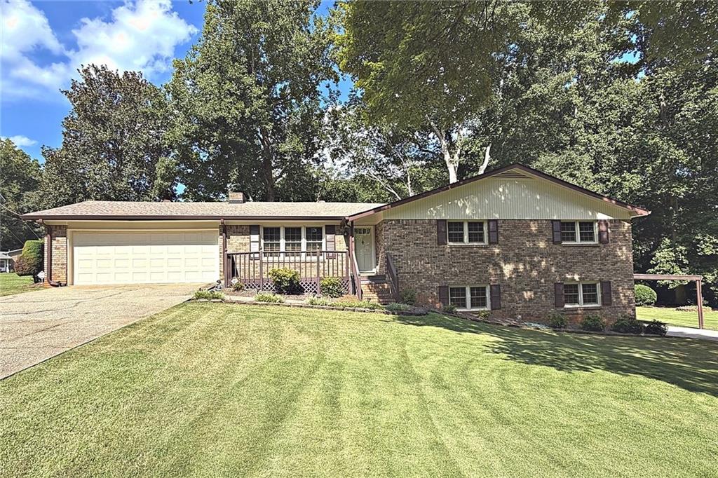 5198 Two Branches Court SW — photo