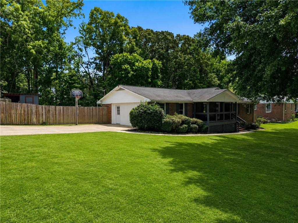 512 Mason Drive — photo