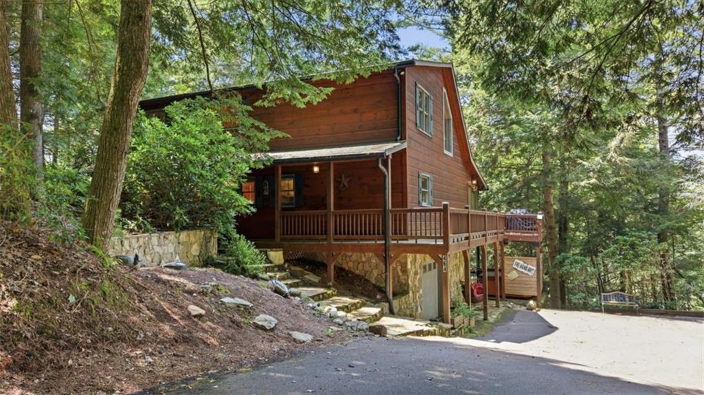 464 Whispering Pine Lane — photo