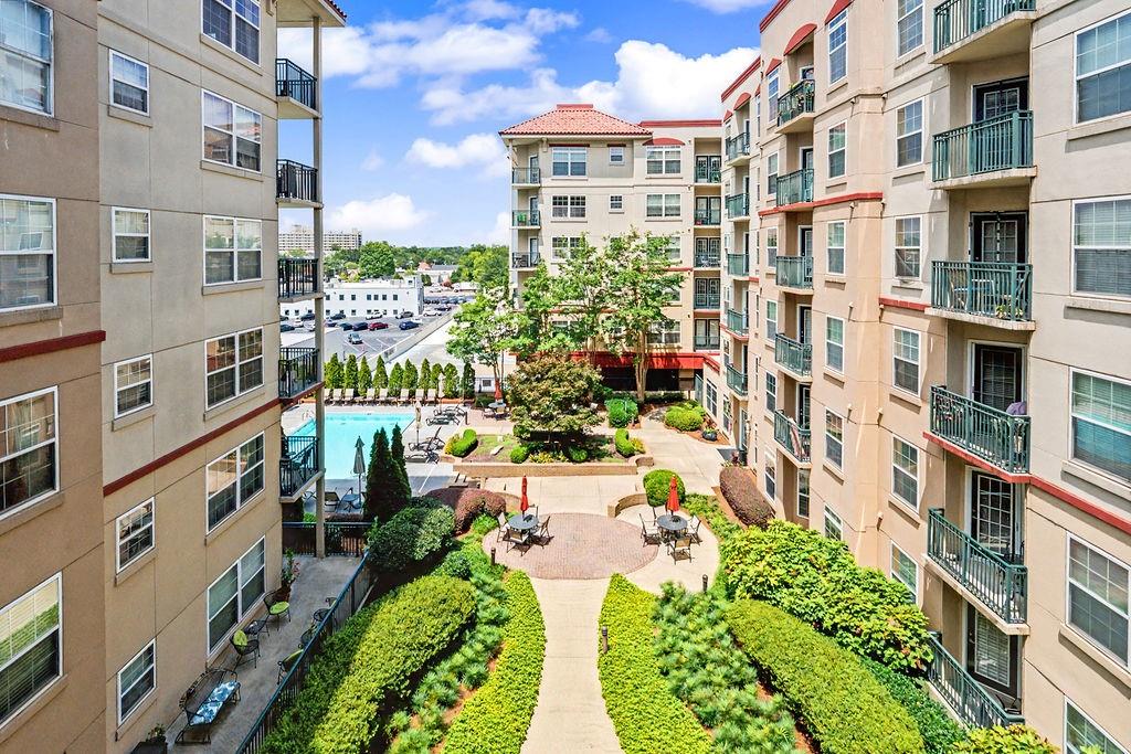 230 E Ponce De Leon Avenue Unit 409 — photo
