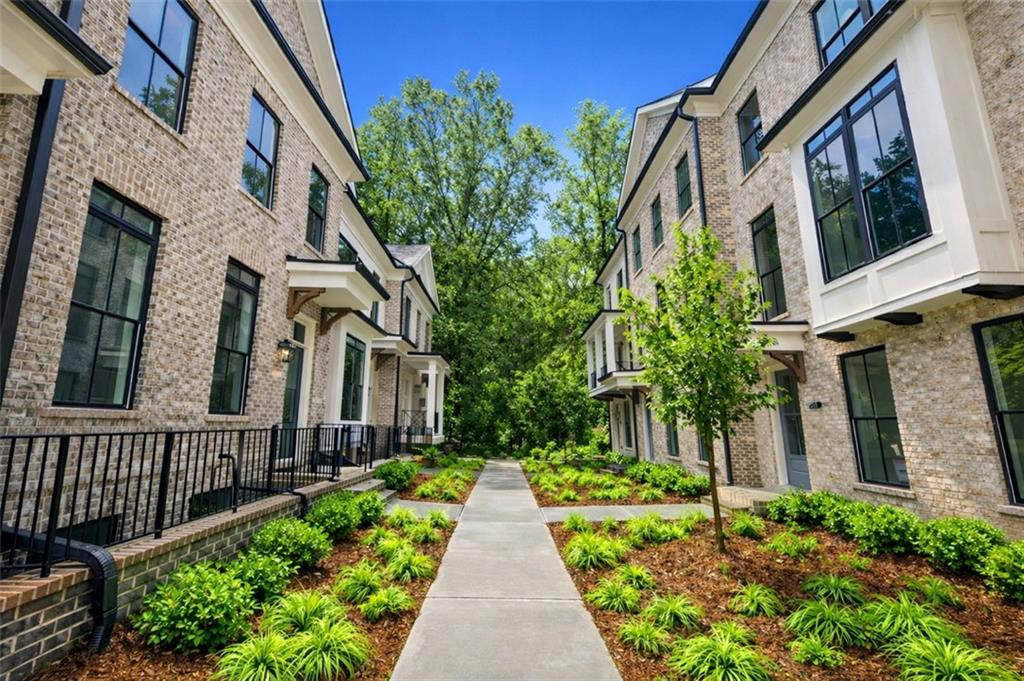 225 Midnight Oak Run Unit 7 — photo