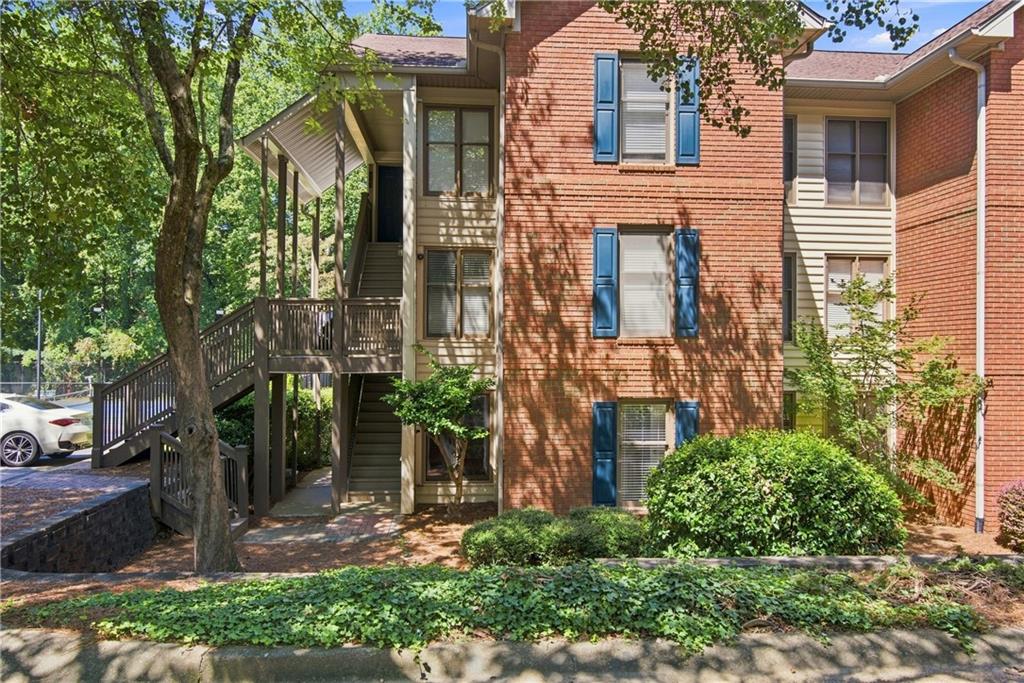 1101 Garden Court — photo