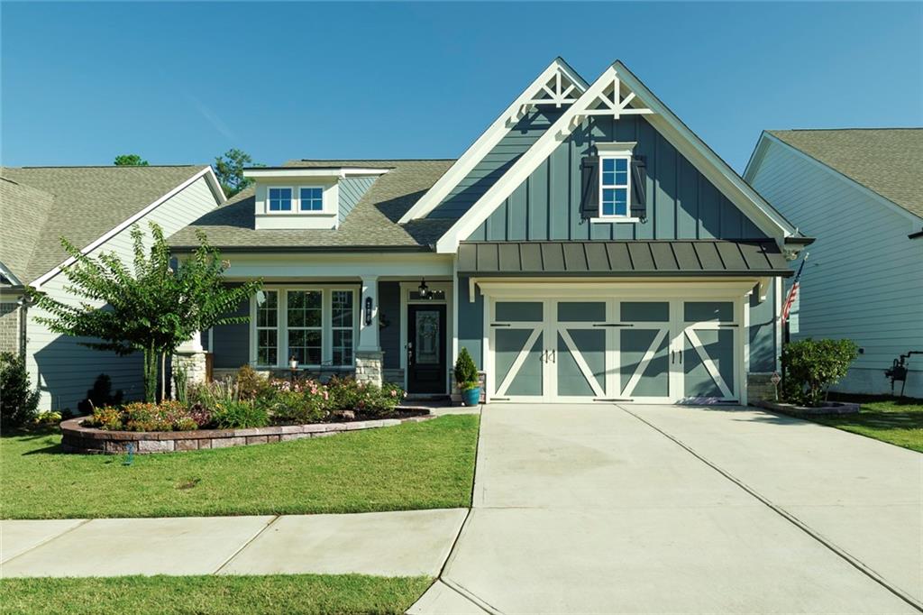 196 Hickory Bluffs Parkway — photo