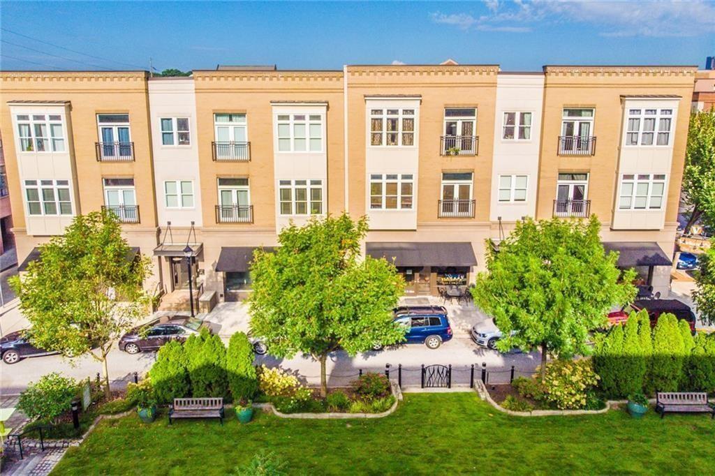 933 Garrett Street SE Unit 201 — photo