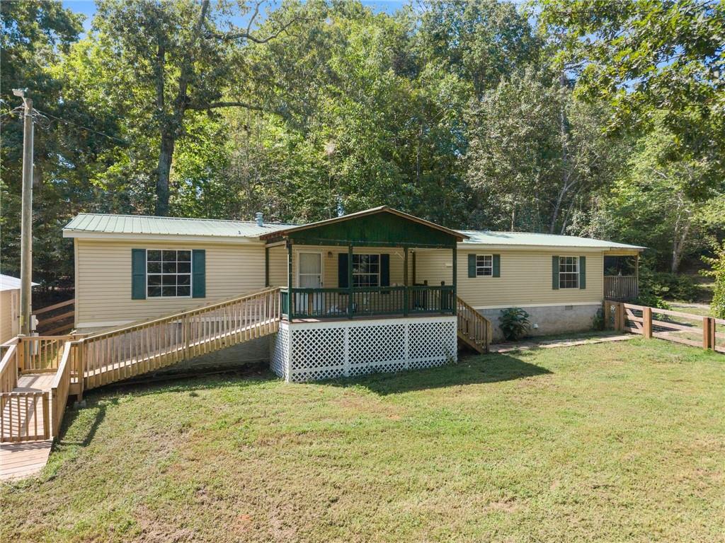6220 Lee Lane — photo