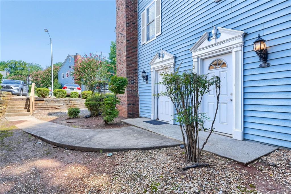 1119 Greenyard Way — photo