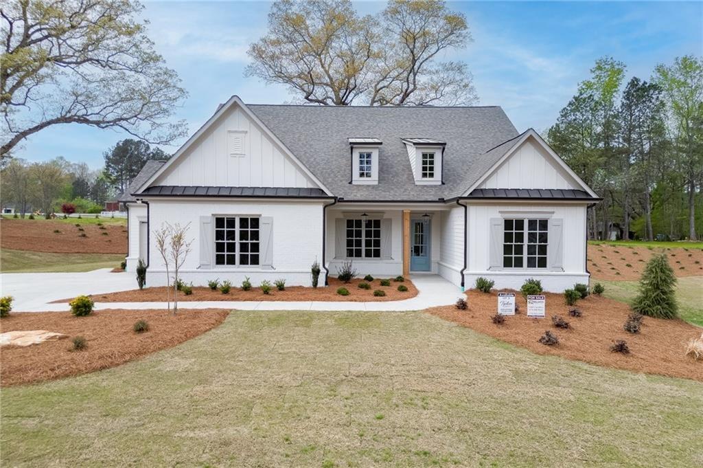 8145 Heardsville Court — photo