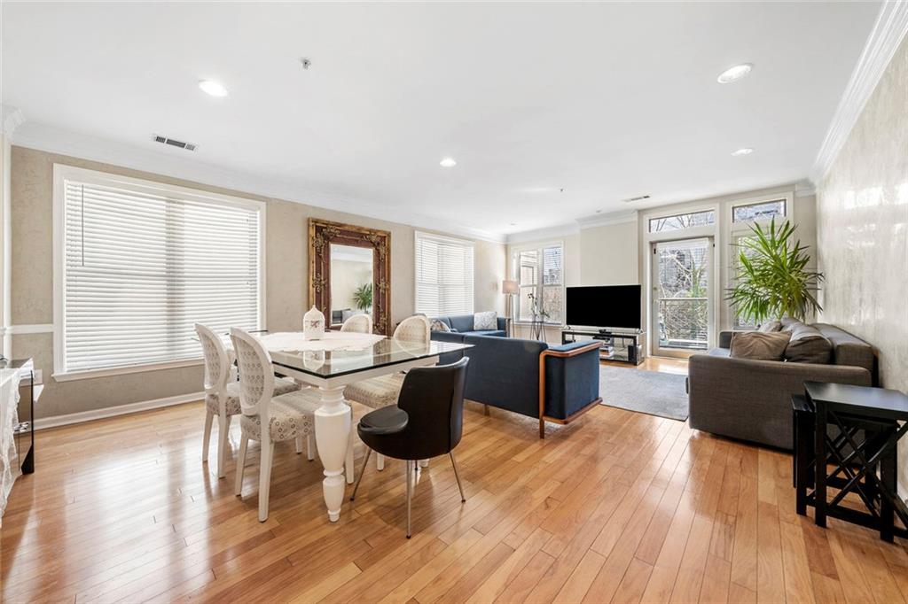3334 Peachtree Road NE Unit 112 — photo