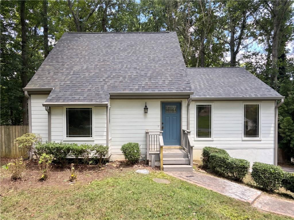 1394 Natchez Trace SW — photo