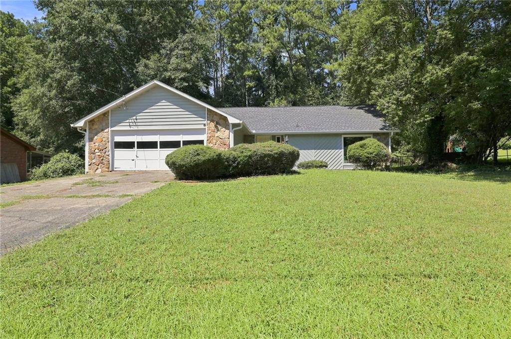 4285 Reef Road — photo