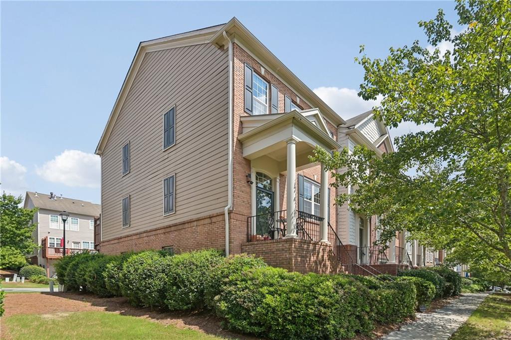 2446 Natoma Court SE Unit 11 — photo