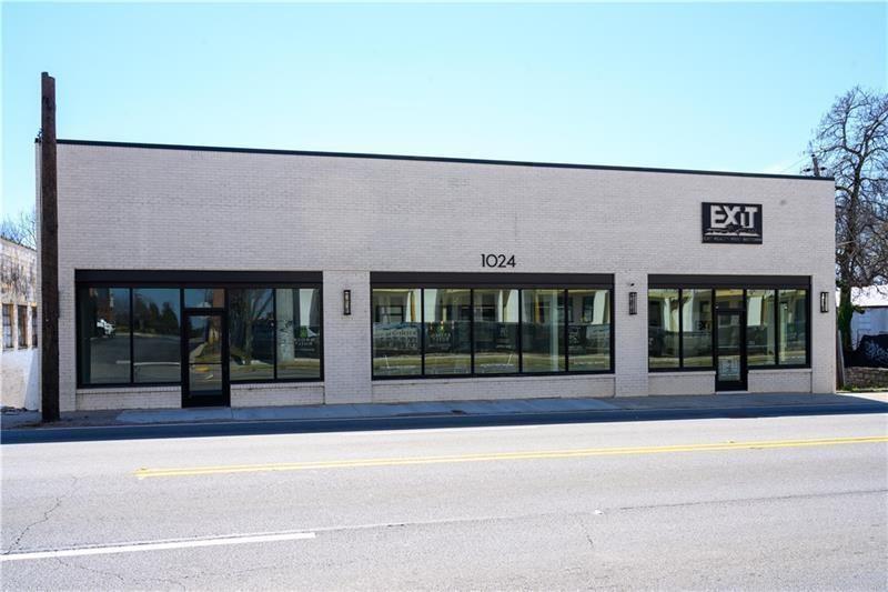 1024 Donald L Hollowell Unit B — photo