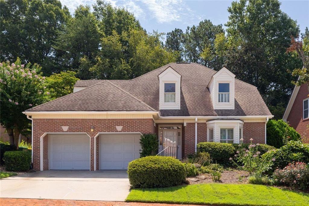 6260 Forest Hills Drive — photo