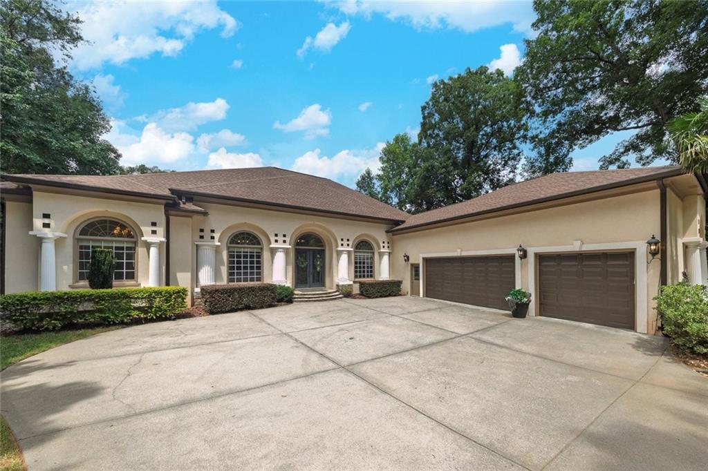 701 Lake Overlook Drive — photo
