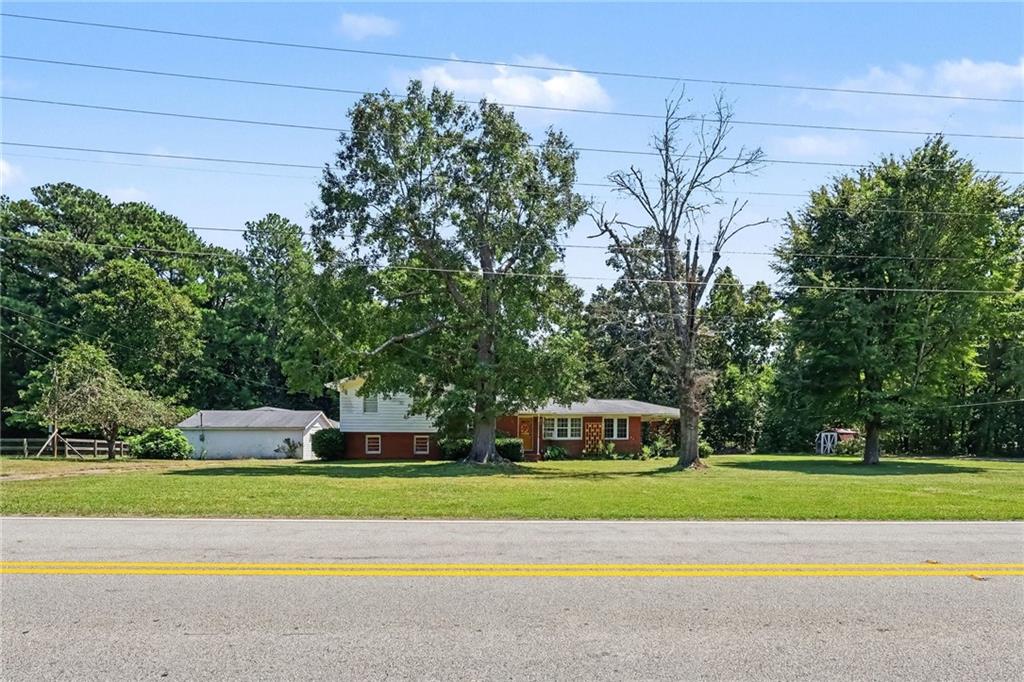 4490 Mason Creek Road — photo