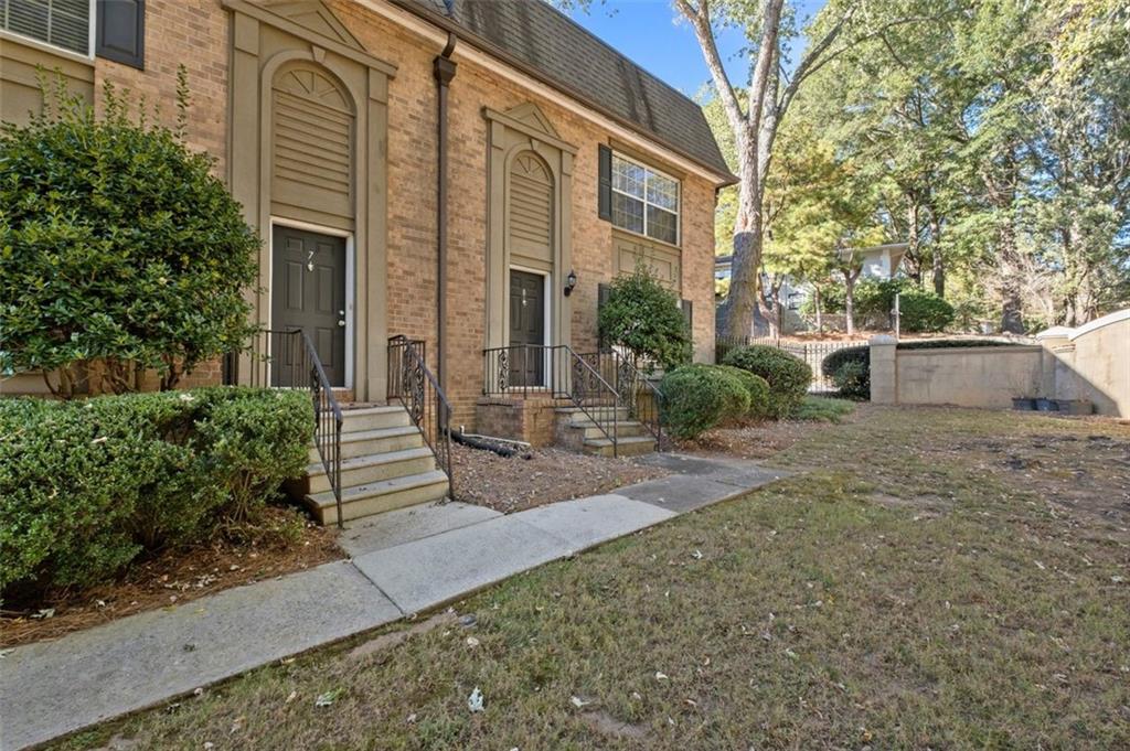 6980 Roswell Road Unit a8 — photo