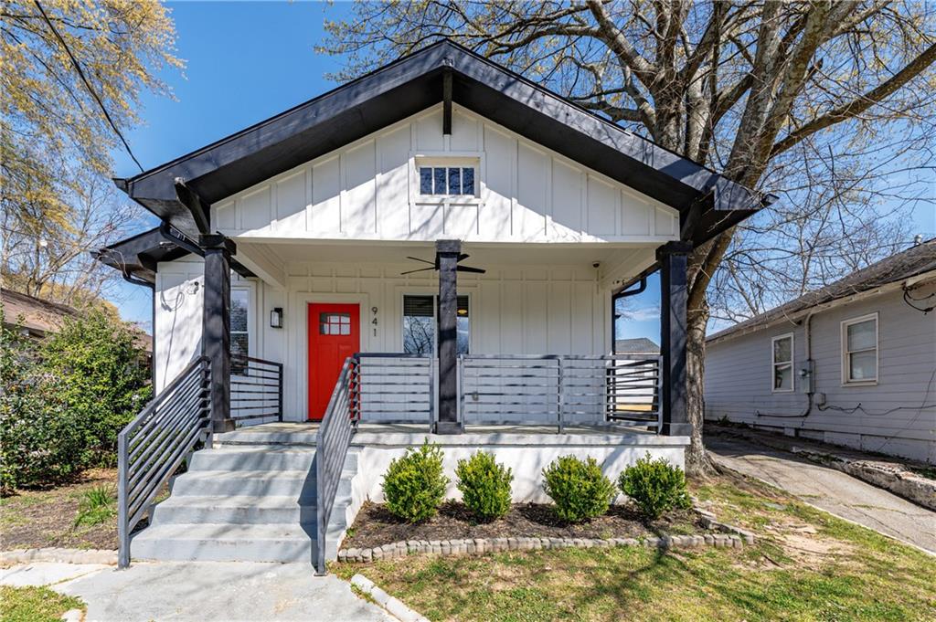 941 Ashby Circle NW — photo