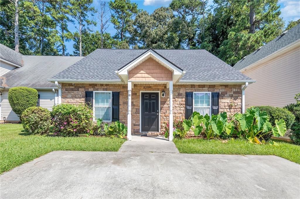 111 Twin Pines Court — photo