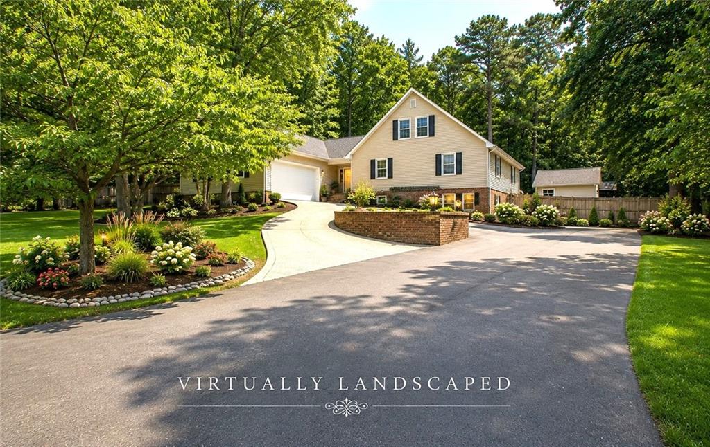 224 Shadowood Drive SE — photo