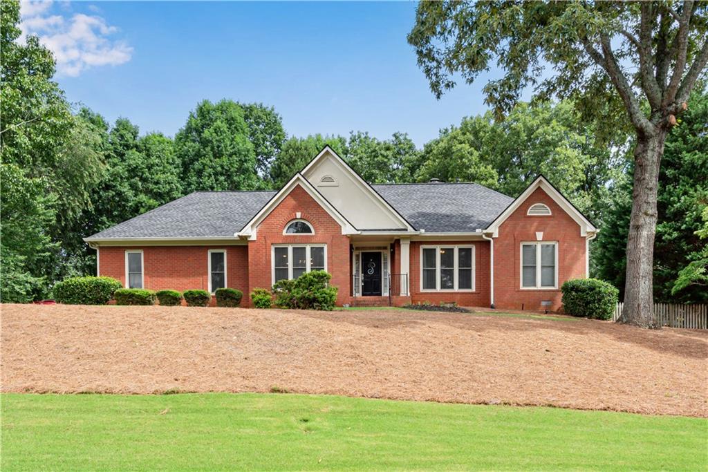 4210 Habersham Way — photo