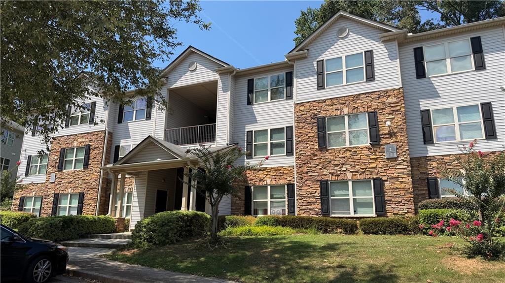 2102 Fairington Club Drive — photo