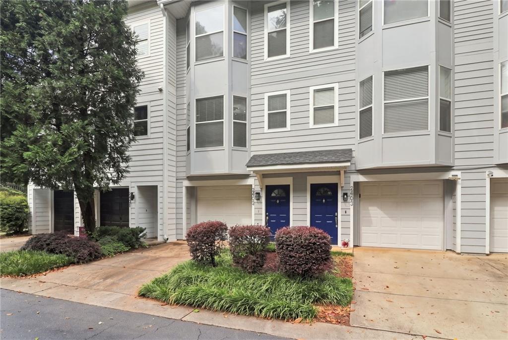 951 Glenwood Avenue SE Unit 2402 — photo