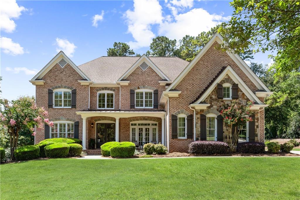 405 The Hermitage Drive — photo