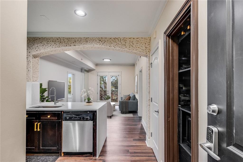2255 Peachtree Road NE Unit 522 — photo