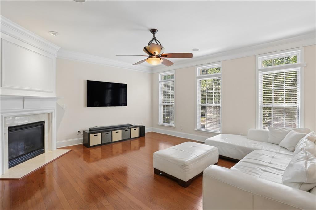 Home in Atlanta, GA 30324 — photo 3