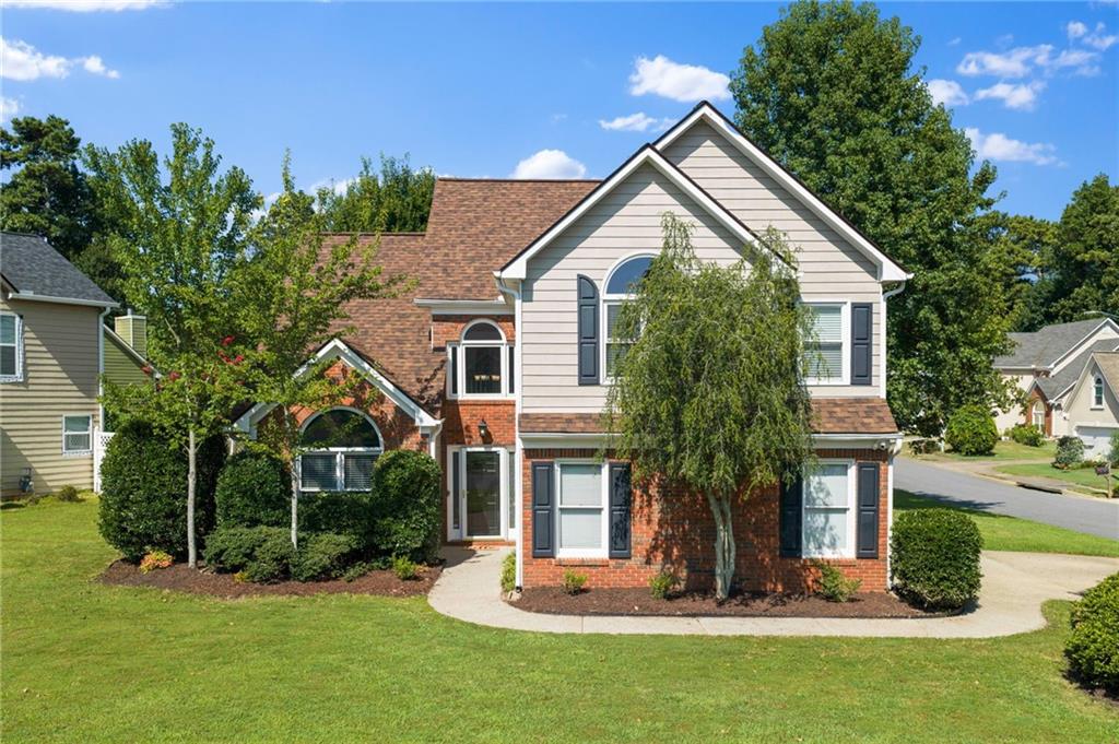 1005 Brentmoor Lane NW — photo