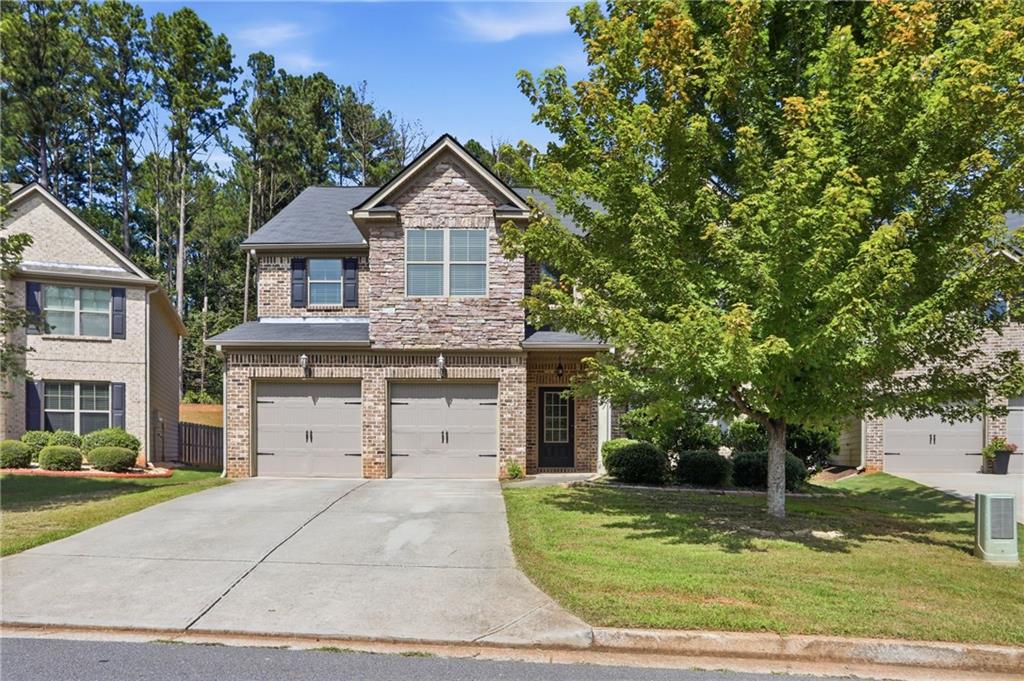 157 Ashbury Circle — photo
