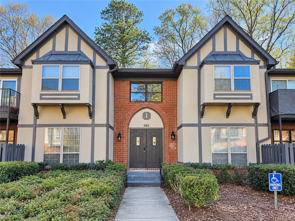 6851 Roswell Road Unit I13 — photo