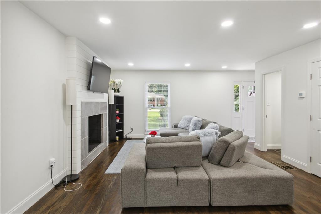 2832 Riderwood Drive, Decatur, GA 30033 — photo 3