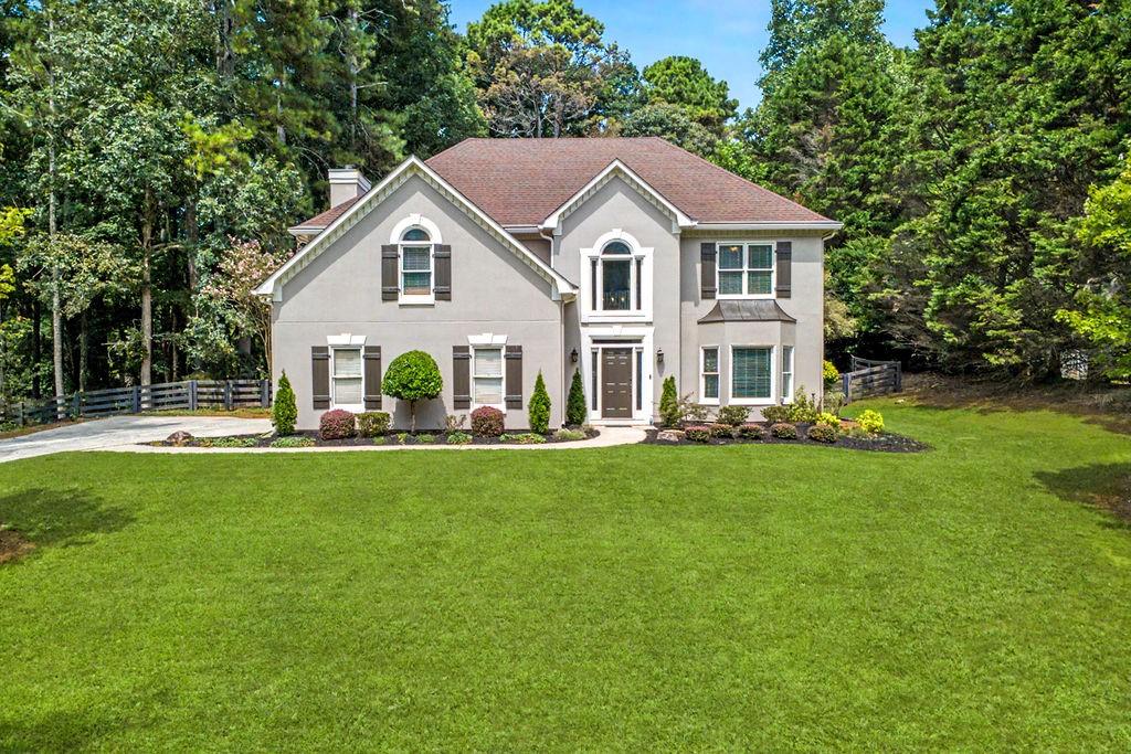 2590 Grassview Drive — photo