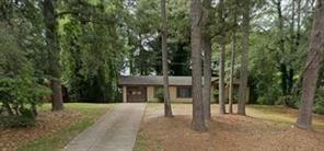 1035 Worley Drive — photo