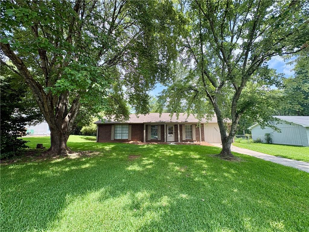 2892 Haddon Drive — photo