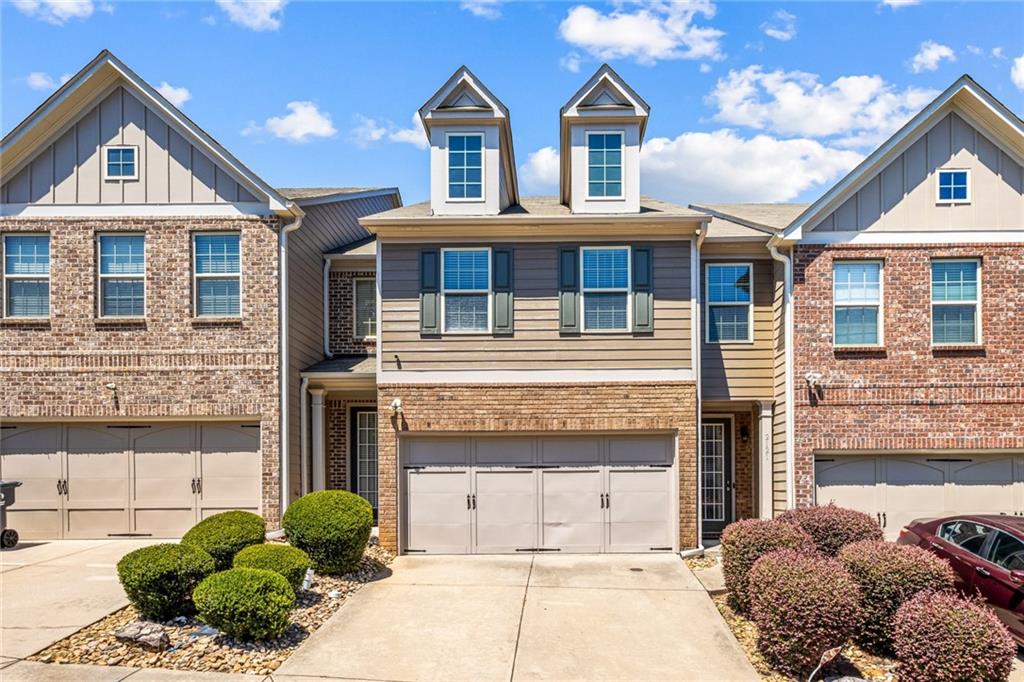 2121 Spicy Pine Lane — photo