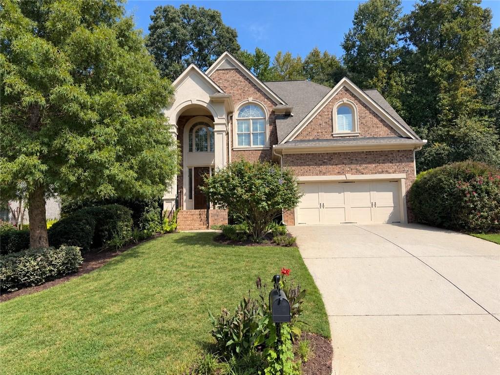 211 Cedarhurst Drive — photo