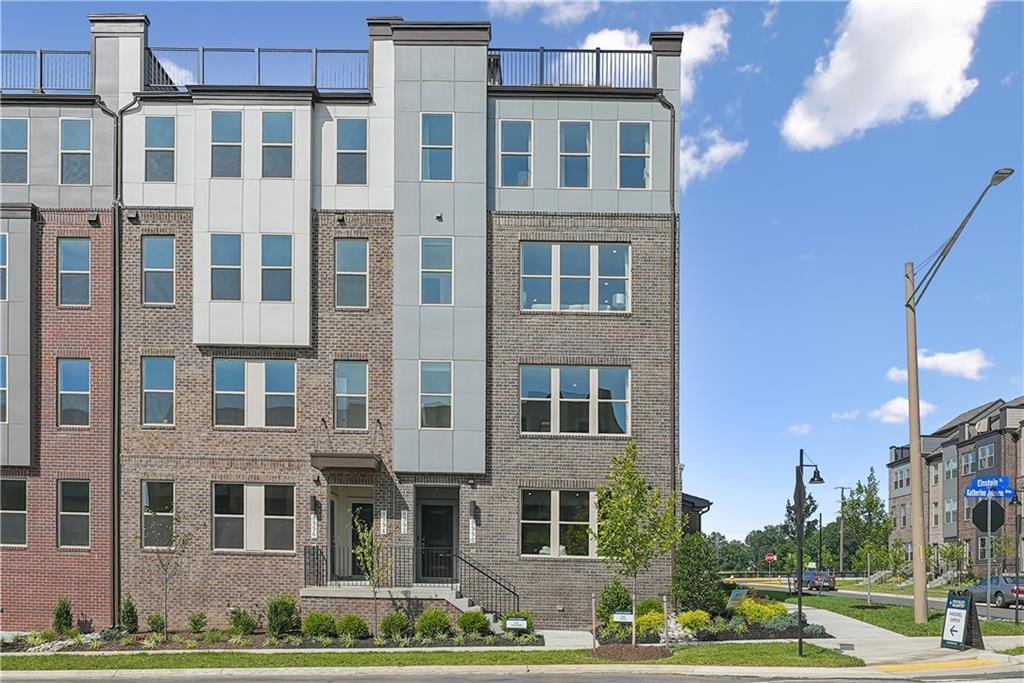 356 Skylar Court SE Unit 112 — photo