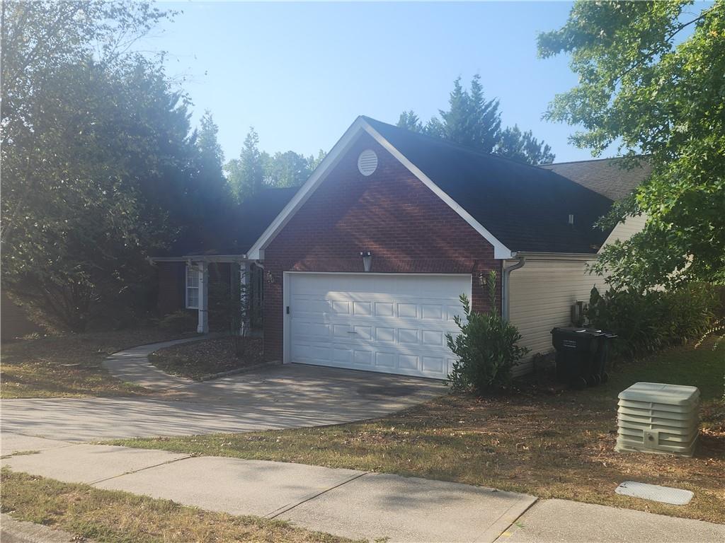 844 Langley View Court — photo