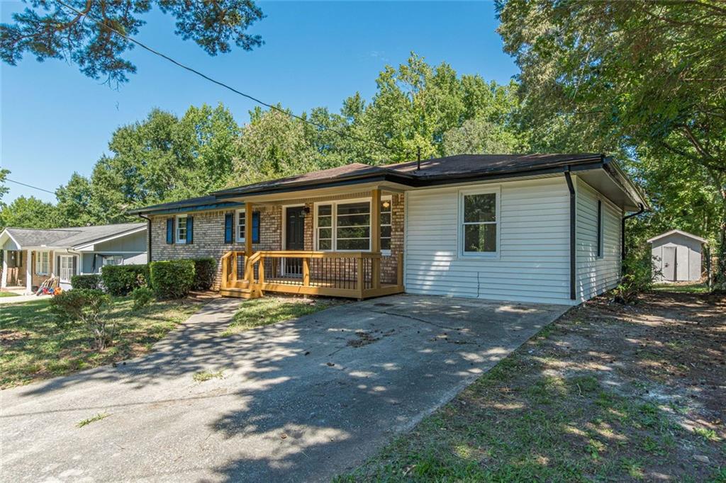 6405 Kensington Court — photo