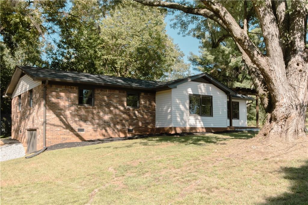 16 Welch Circle — photo